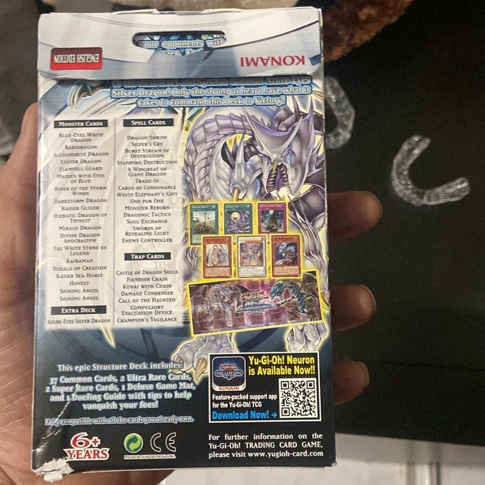 Blue eyes white dragon structure deck - Picture 2 of 2